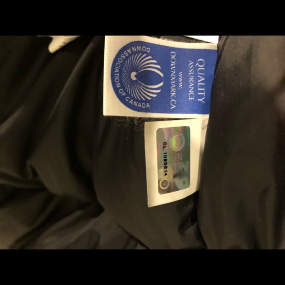 Canada Goose Banff Parka - Picture 4 of 7